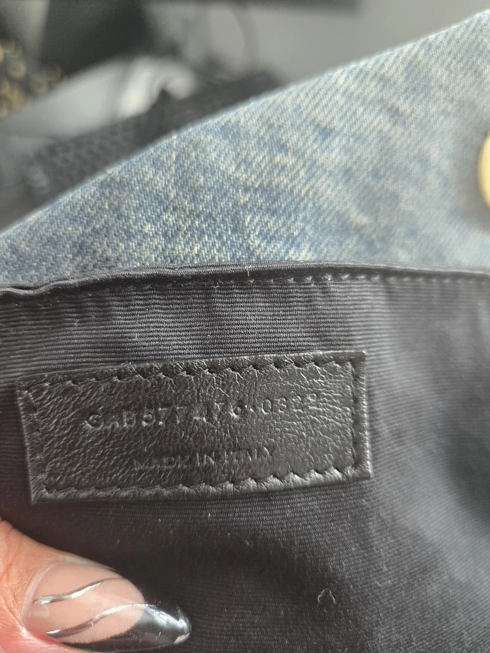 Saint Laurent Quilted Denim Shoulder Bag with Gold Chain and Tan Leather Pad - Picture 8 of 9